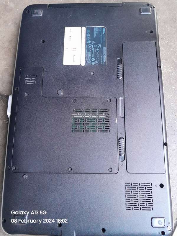 DELL VOSTRO 1015 LAPTOP(CORE 2 DUO) STILL CLEAN