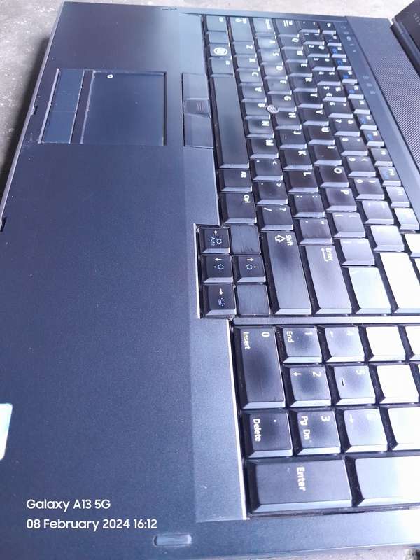 16GB RAM DELL PRECISION M6500 CORE i7  Q820 WITH 2 HDD