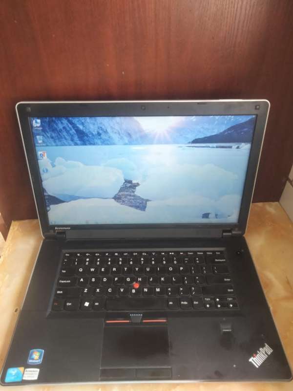 HEAVY DUTY LENOVO THINKPAD EDGE i3 Windows 10