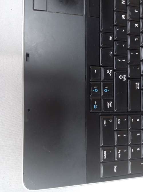 DELL LATITUDE E6540 i5 8GB RAM