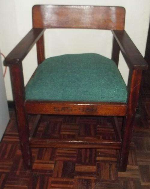 VINTAGE TEAK SAR/SAS CHAIR