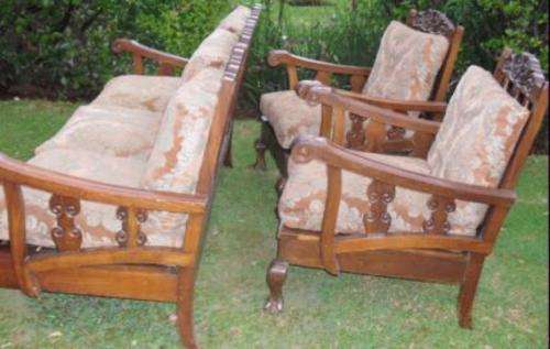5 SEAT BALL & CLAW LOUNGE SUITE