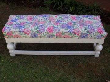 UNIQUE FOOTSTOOL