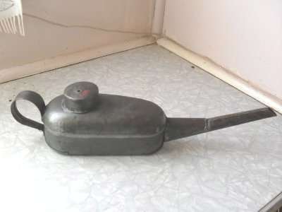 OLD SAR"S LOCOMOTIVE OIL CAN