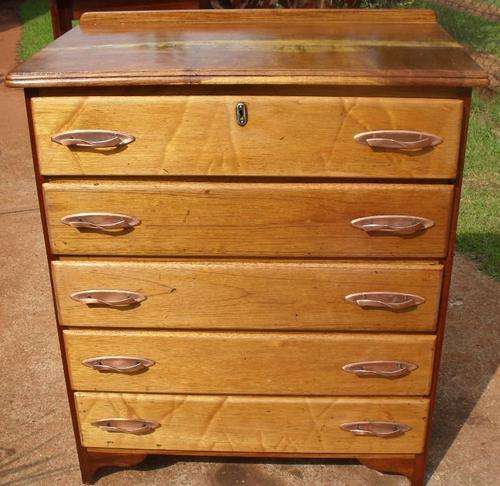 LOVELY CHEST OF DRAWERS
