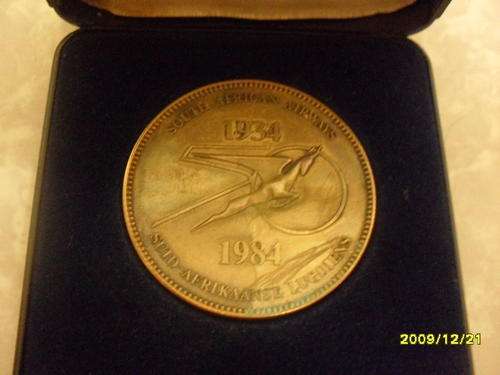 RARE 1934-1984 S.A.A 50 YRS OF FLIGHT MEDALLION/COIN