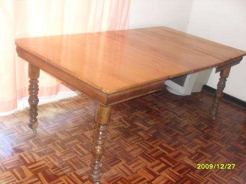 ANTIQUE BOBBIN LEGGED EXTENSION TABLE