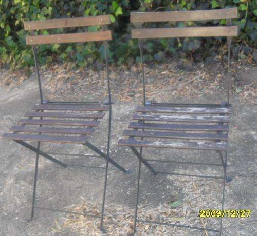 2 X OLD FOLD UP STEEL AND WOOD GARDEN CHAIRS
