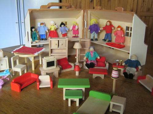 Wooden Doll House With Furniture, Accessories and Dolls