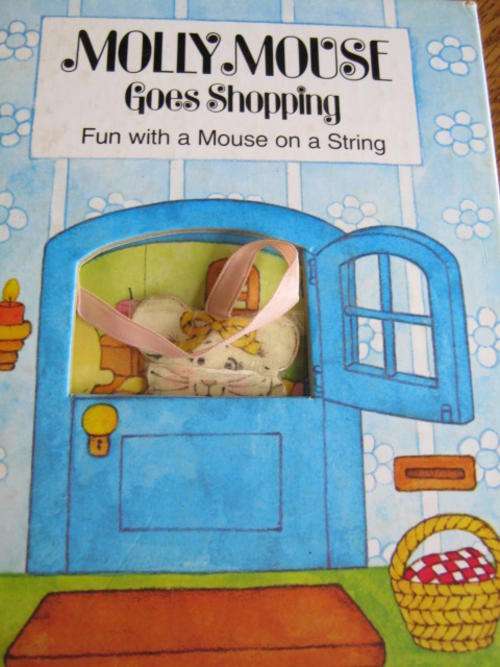Molly Mouse Goes Shopping / Fun with a Mouse on a String