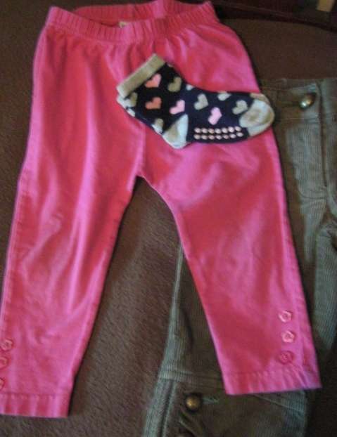 Lot of 8 baby's clothing - R17.50 per item.