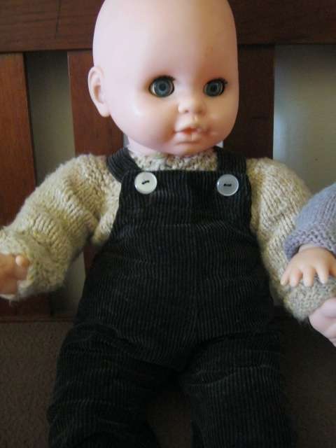 Lot of 8 vintage and/or collectible dolls.