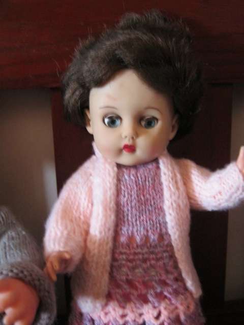 Lot of 8 vintage and/or collectible dolls.