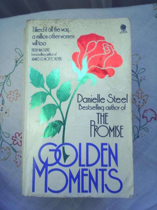 Golden Moments - Danielle Steel