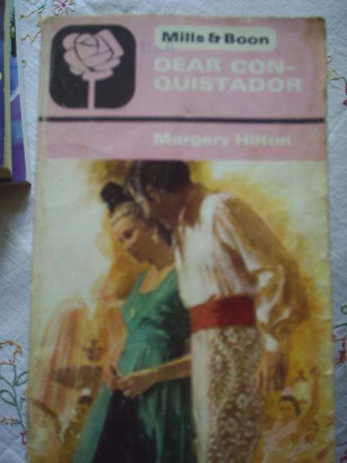 Mills & Boon:  Dear Conquistador - Margery Hilton