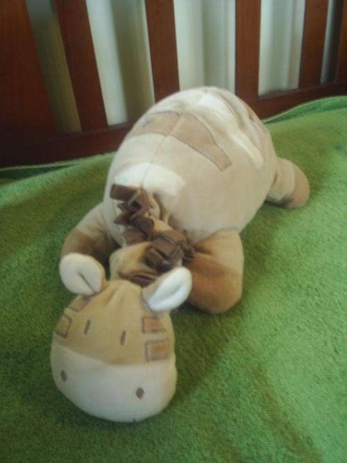 Mamas & Papas Musical Giraffe