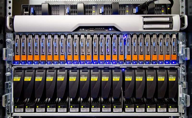 EMC Unity 300 Disk Array - 15 x 4TB 7.2k RPM SAS