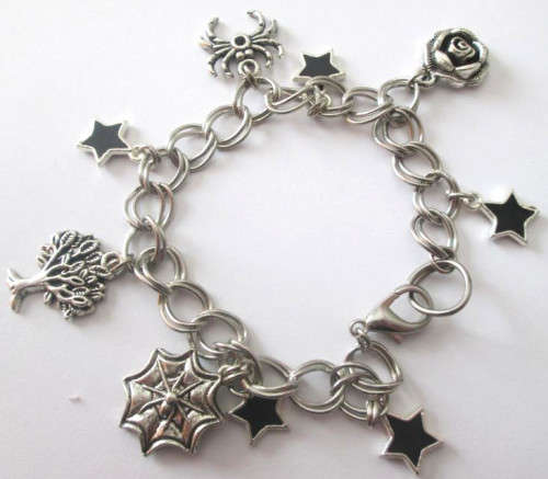 Handcrafted jewelry - Charm bracelet