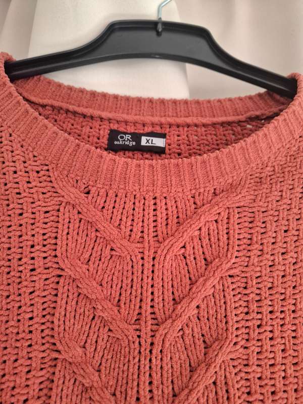 MRP OR-OAKRIDGE burnt orange sweater - Size XL