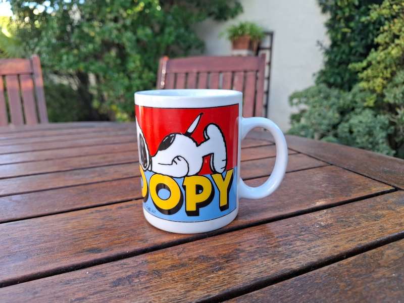 Vintage branded Snoopy coffee mug