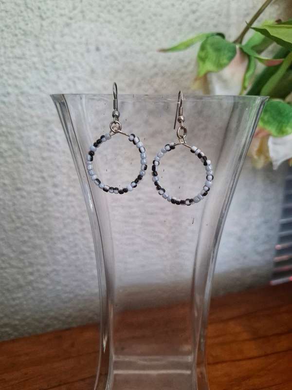 Handmade costume jewellery set 8