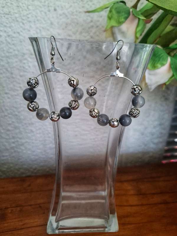 Handmade costume jewellery set 9