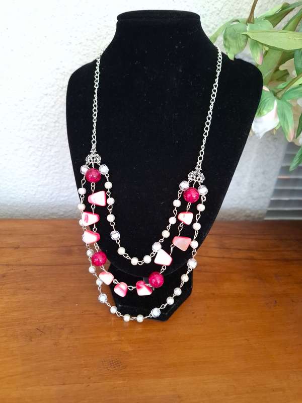 Handmade costume jewellery set 17