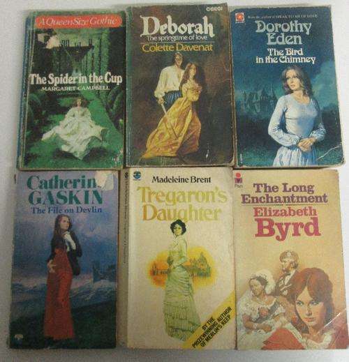 BOOKS SALE 2: R1 a book (SOLD AS SET)