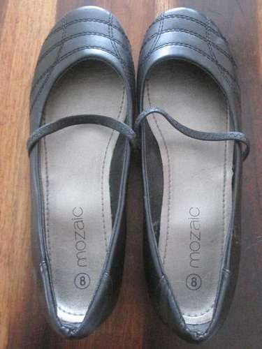 Black Mozaic flats - Size 8