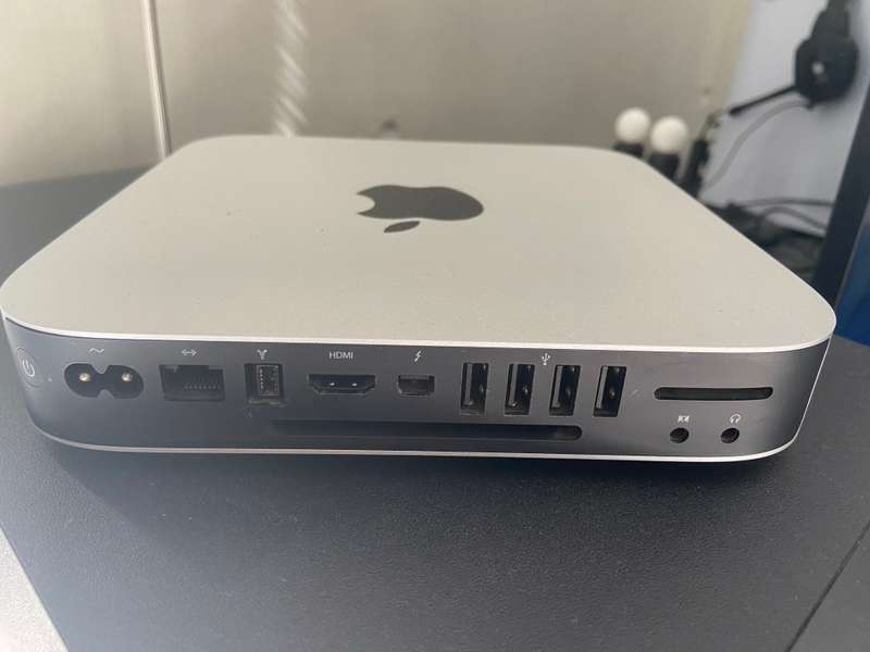 Apple Mac Mini (2012) / 2.5G Dual-Core i5 / 8GB Ram / 500GB HDD