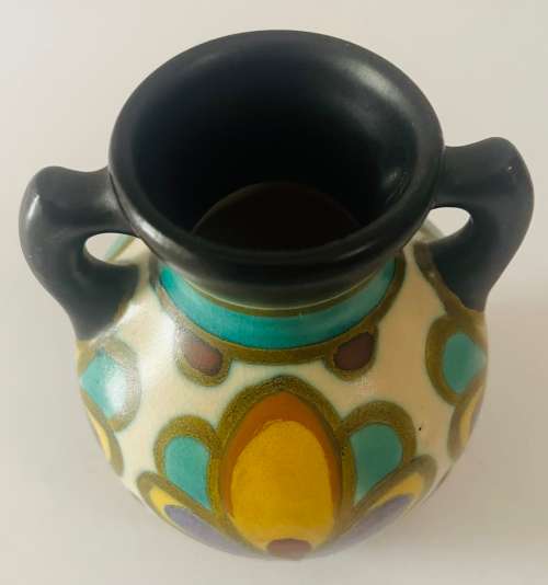 Early Gouda vase