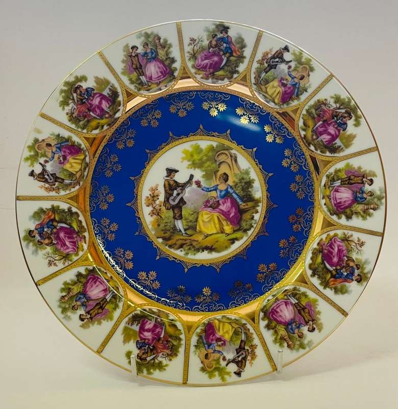 Rosenthal Plate - A piece from the classic rose collection