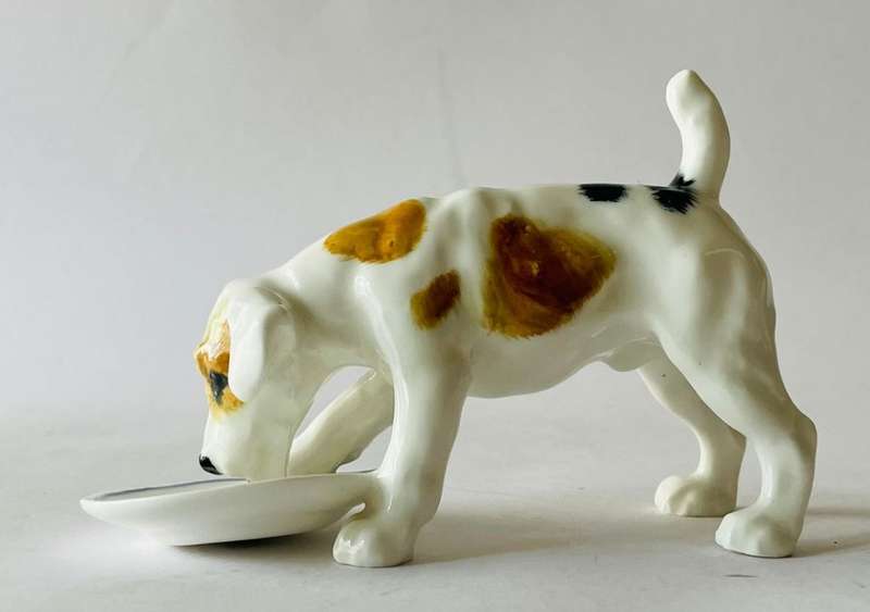 Royal Doulton - Jack russell terrior eating - HN 1158