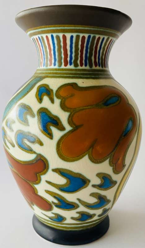 Gouda Vase (Dolly Not Often Seen )