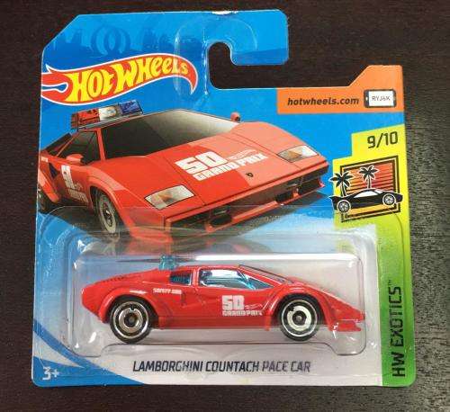 Hotwheels Hot wheels Matchbox Lamborghini Countach pace car 1:64