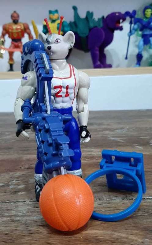 1993 Slam dunk Vinnie Complete Biker Mice From Mars Vintage action Figure galoob