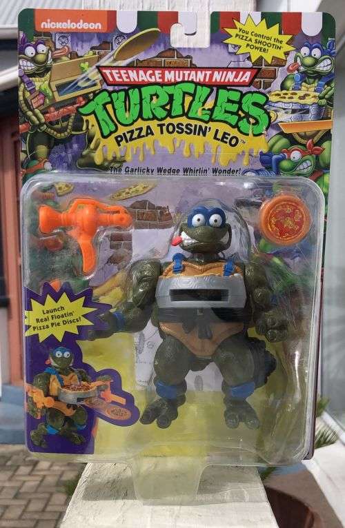 LEO Pizza Tossin TMNT CLASSIC Teenage mutant ninja turtles vintage Playmates action figure