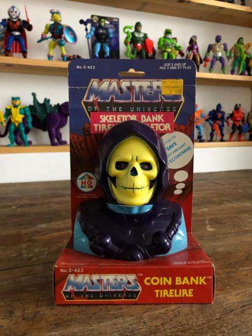 Carded Skeletor coin Bank Heman Masters Of The Universe vintage He-man motu Mattel classics