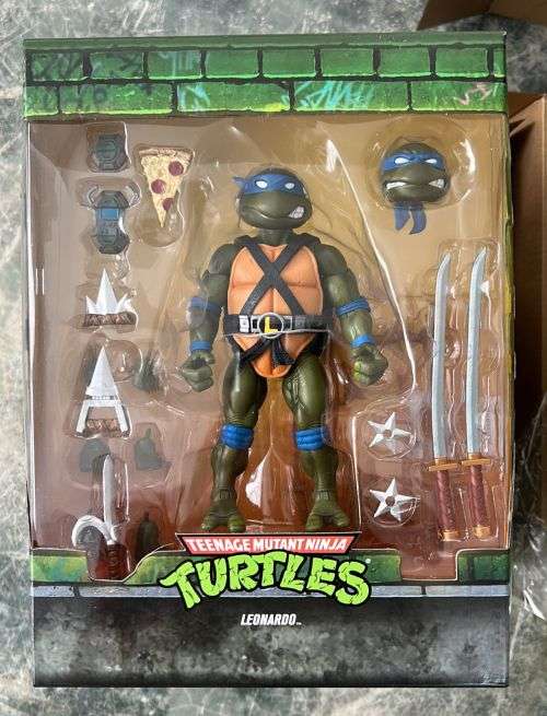 Leonardo TMNT Teenage mutant ninja turtles vintage Super 7 Ultimates Action Figure