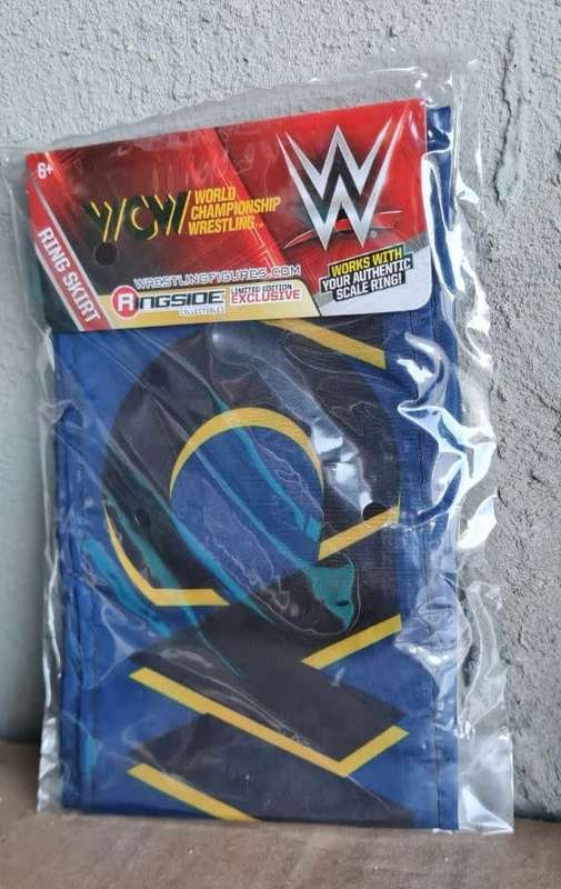 WCW original Mat Ringside collectibles authentic scale ring newElite Action Figure 7`WWE