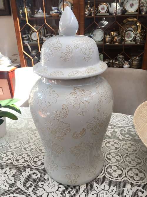 Ver Large Ceramic Ginger Jar
