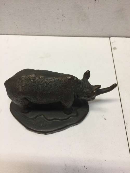 Bronze rhinoceros