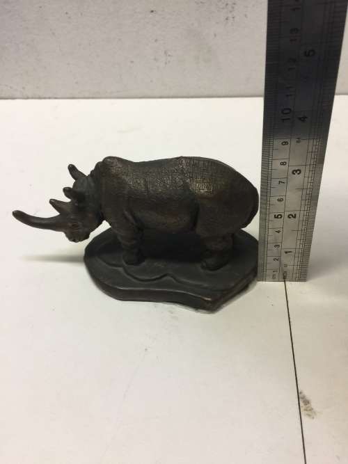 Bronze rhinoceros