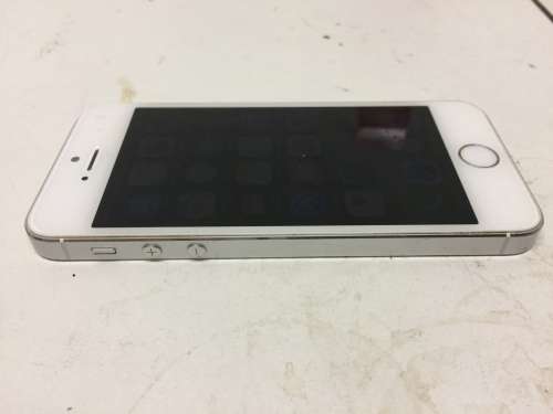 Phone 5s 16GB White  (8.5/10)