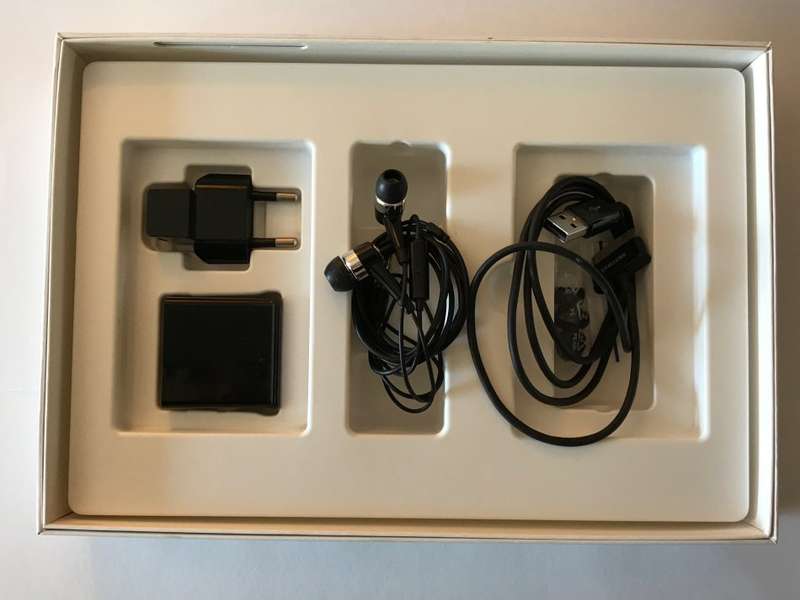 Samsung Galaxy Tab 10.1 GT-P7500 wifi and 3G