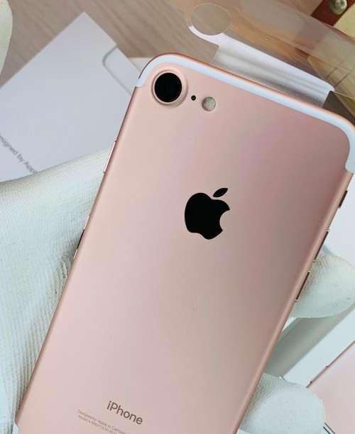 iPhone 7 128GB - BRAND NEW SEALED