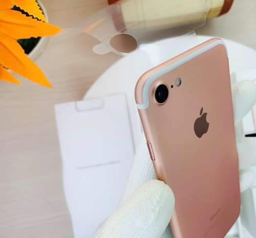 iPhone 7 128GB - BRAND NEW SEALED