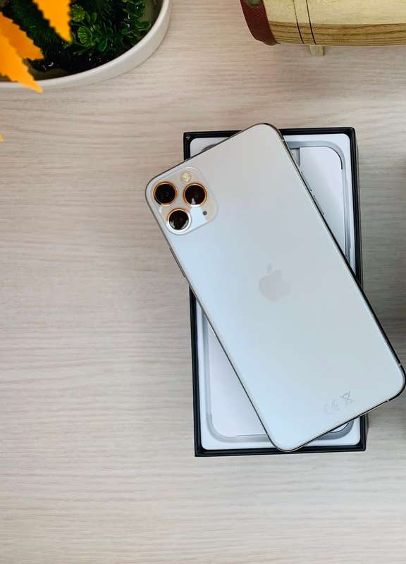Apple iPhone 11pro Max 256GB - BRAND NEW SEALED