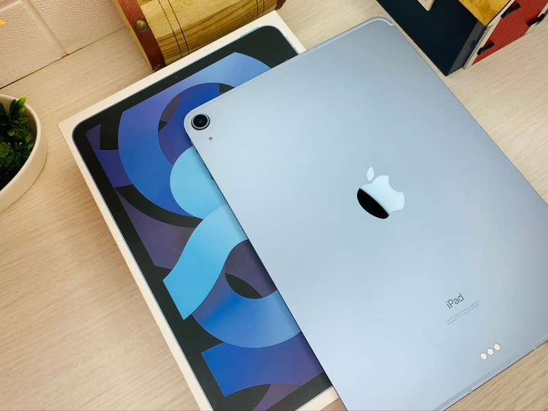Apple iPad Air 4th Gen WiFi Cellular 64GB Sky Blue