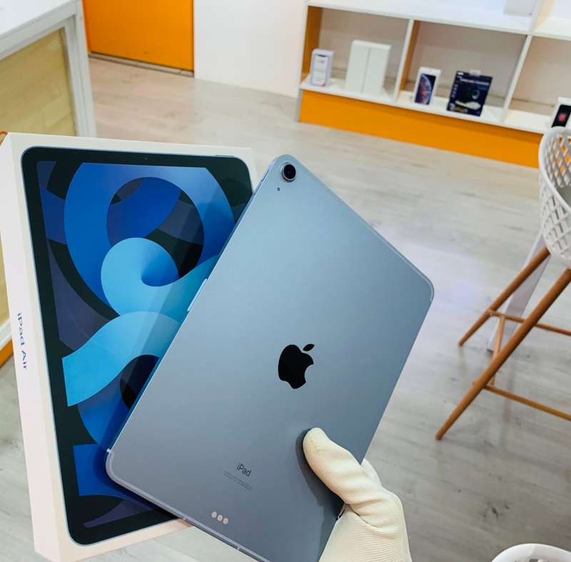 Apple iPad Air 4th Gen WiFi Cellular 64GB Sky Blue